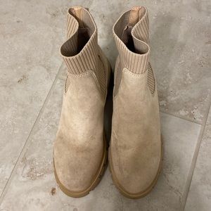 Tan Steve Madden Hayle Platform Chelsea Boot